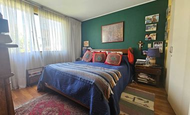 Vitacura- amplia casa sector sport frances y club de polo