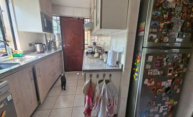 Vitacura- amplia casa sector sport frances y club de polo