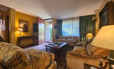 Vitacura- amplia casa sector sport frances y club de polo