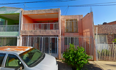 CASA EN VENTA POR MEDIO DE REMATE BANCARIO EN AGUASCALIENTES, AGS. (NO CRÉDITOS)