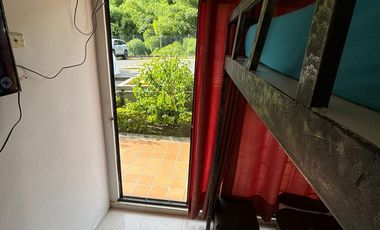 Se vende Local comercial en la AV. sur de Pereira