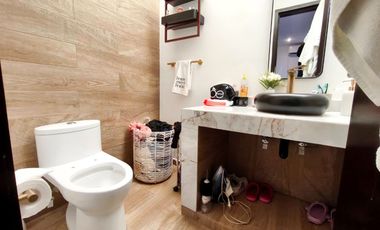 VENTA DE BONITA CASA EN PUESTA DEL SOL