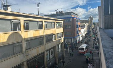 Oficina amplia en venta, centro de Tunja.