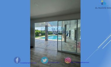 GRAN CASA CAMPESTRE VIA PUERTO LOPEZ