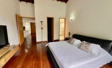 Casa en Arriendo en Loma Del Barro Envigado Antioquia