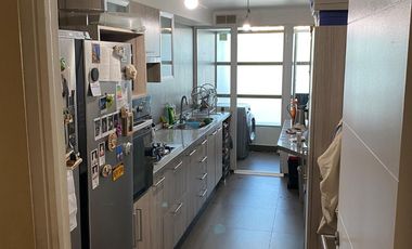 ARRIENDO DEPTO INMEJORABLE UBICACION A PASOS DE METRO SIMON BOLIVAR