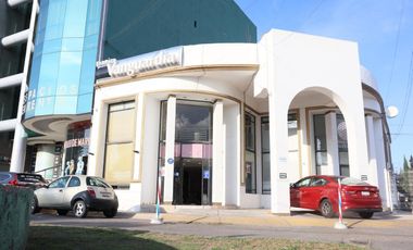 EDIFICIO EN VENTA EN BLVD VALLE DE SAN JAVIER