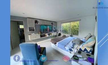 MODERNA CASA CAMPESTRE EN BALMORAL