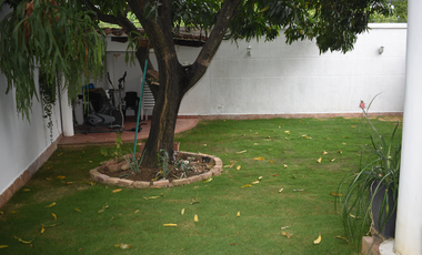 VENTA CASA EN LA FLORESTA