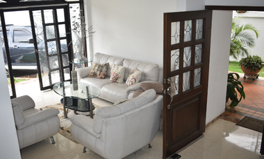 VENTA CASA EN LA FLORESTA