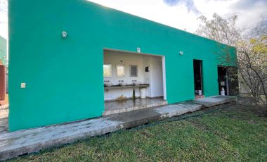 QUINTA CON ALBERCA EN VENTA, CIENEGA DE FLORES, N.L.