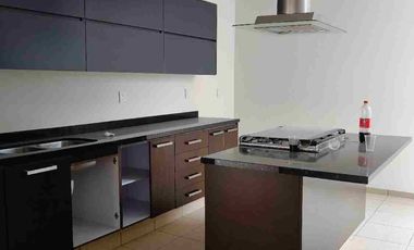 Casa en venta por menos de 5millones de pesos al Sur de Morelia en Altozano en el fraccionamiento Rincón de la montaña de tres recamaras frente al tecnológico de Monterrey.