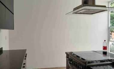 Casa en venta por menos de 5millones de pesos al Sur de Morelia en Altozano en el fraccionamiento Rincón de la montaña de tres recamaras frente al tecnológico de Monterrey.