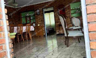 VENTA – CASA CON 🏡POTENCIAL TURÍSTICO Y ESTRUCTURA SÓLIDA EN SAN ANTONIO DEL TEQUENDAMA