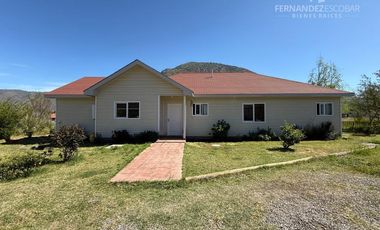 PUTAENDO - VENDE PARCELA CON CASA 4D 2B 3E