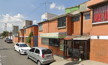 Casa en venta en Av. Lic. Braulio Maldonado, col. Consejo Agrarista Mexicano, Iztapalapa, CDMX