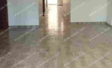 Vendo casa 2o. piso en manrique oriental cerca al parque Gaitán