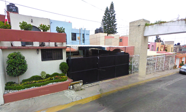 Casa en Venta en Arcos de Alba Cuautitlán Izcalli. México.
