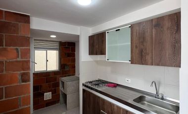 Se arrienda apartamento en Conjunto Terraza de Miraflores