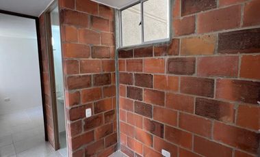 Se arrienda apartamento en Conjunto Terraza de Miraflores