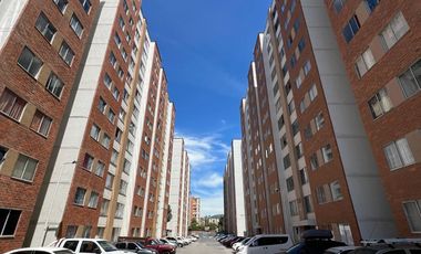 Se arrienda apartamento en Conjunto Terraza de Miraflores