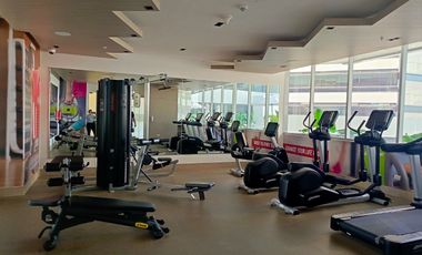 ALQUILER DE SUITE  AMOBLADA,  EDIF. MILLEMIUM PARK RESIDENCIAL KENNEDY NORTE