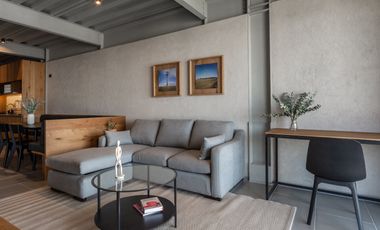 Departamento con terraza, vistas y suite independiente en Loma Dorada