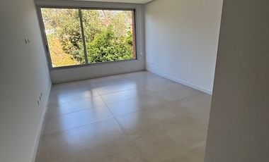 Arriendo departamento de 3 habitaciones en Cumbaya