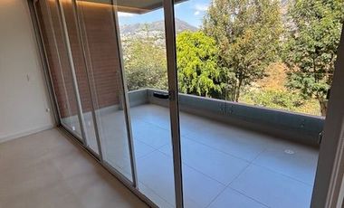 Arriendo departamento de 3 habitaciones en Cumbaya