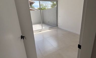 Arriendo departamento de 3 habitaciones en Cumbaya