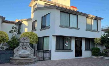 CASA EN RENTA EN EL JACAL, QRO. CERCA DEL HOSPITAL SAN JOSÉ