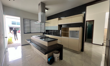 Casa en Renta Coto Villas La Cima - Av. Juan Palomar y Arias