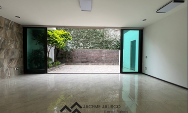 Casa en Renta Coto Villas La Cima - Av. Juan Palomar y Arias