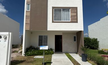 CASA EN VENTA EN RANCHO SANTA MONICA AGUASCALIENTES SUR
