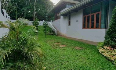 1,080 sqm Lot size, Bungalow House and Lot in Valleygolf Antipolo /Cainta