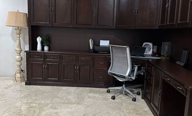 Casa en Venta LOMAS DEL ROBLE  Casa de Lujo en Esquina puede venderse totalmente amueblada