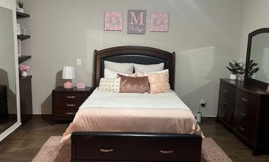 Casa en Venta LOMAS DEL ROBLE  Casa de Lujo en Esquina puede venderse totalmente amueblada