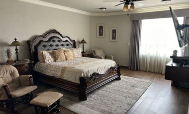 Casa en Venta LOMAS DEL ROBLE  Casa de Lujo en Esquina puede venderse totalmente amueblada