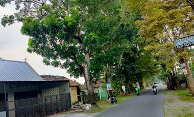 Di Jual Ruko 1 Lantai Strategis, Prospektiv Area Kawasan Pusat Bisnis Jalan Letkol Subardi Cebongan Mlati Sleman