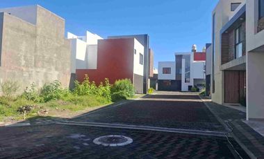 Terreno  en venta, en Fracc.  por Plaza San Diego, muy cerca de forjadores.