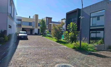 Terreno  en venta, en Fracc.  por Plaza San Diego, muy cerca de forjadores.