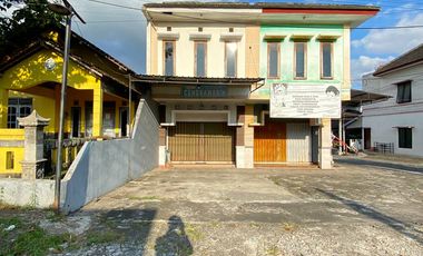 Di Jual Ruko 2 Lantai Strategis, Prospektiv Area Jalan Raya Turi Trimulyo Sleman