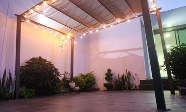 CASA CON TERRAZA EN VENTA 314 M2 TERRENO PRECIO OPORTUNIDAD ZONA CAPITAL NORTE