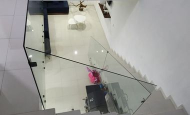 CASA CON TERRAZA EN VENTA 314 M2 TERRENO PRECIO OPORTUNIDAD ZONA CAPITAL NORTE