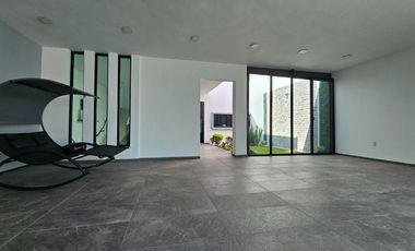 CASA CON TERRAZA EN VENTA 314 M2 TERRENO PRECIO OPORTUNIDAD ZONA CAPITAL NORTE