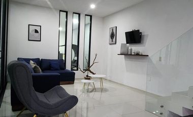 CASA CON TERRAZA EN VENTA 314 M2 TERRENO PRECIO OPORTUNIDAD ZONA CAPITAL NORTE