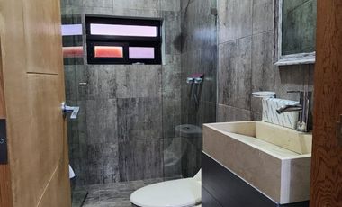 CASA CON TERRAZA EN VENTA 314 M2 TERRENO PRECIO OPORTUNIDAD ZONA CAPITAL NORTE