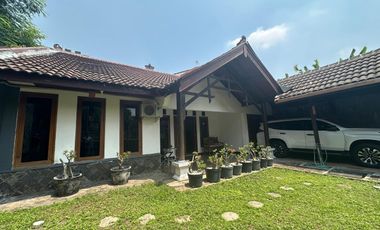 For Sale Rumah Siap Huni Homie @ Kutisari Row jalan 3 Mobil