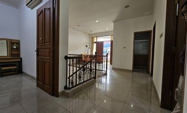 Rumah Cantik Dan Luas Taman Permata Indah, Teluk Gong Lokasi Strategis Bebas Banjir, Kondisi Furnish, Siap Huni