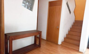 VENDO MUY AMPLIA Y COMODA CASA EN LA DEL VALLE  ATRAS DE LIVERPOOL INSURGENTES